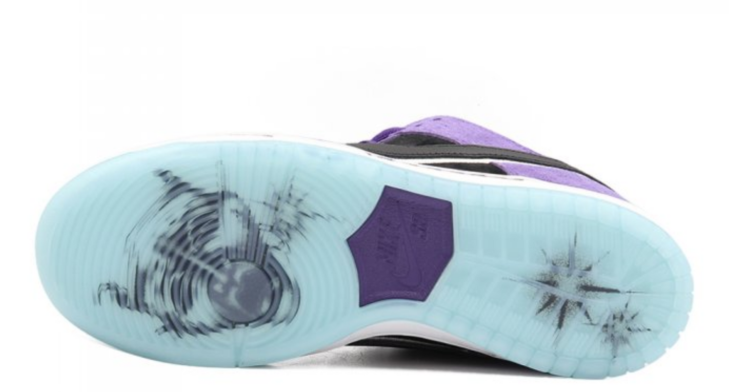 Nike SB Dunk Low 'Hayley Wilson'