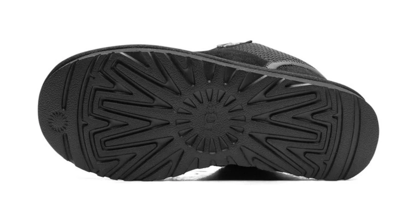 UGG Lowmel 'Black'