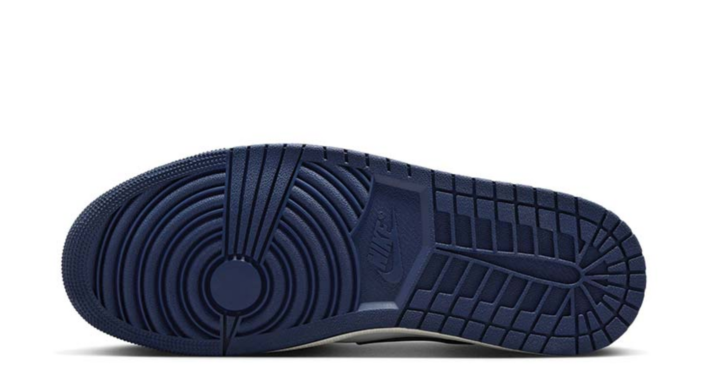 Nike Air Jordan 1 Retro High OG 'Midnight Navy'