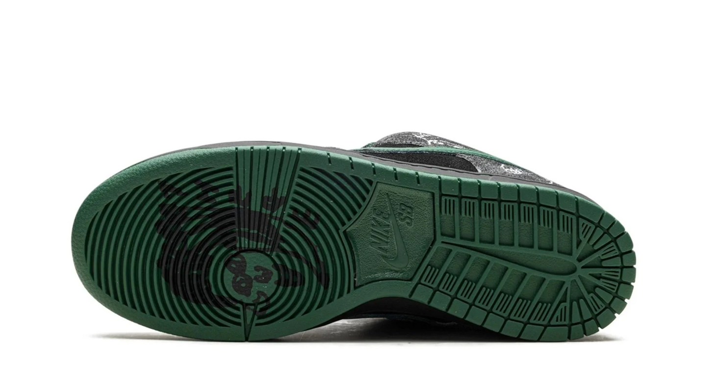 Nike SB Dunk Low 'There Skateboards'