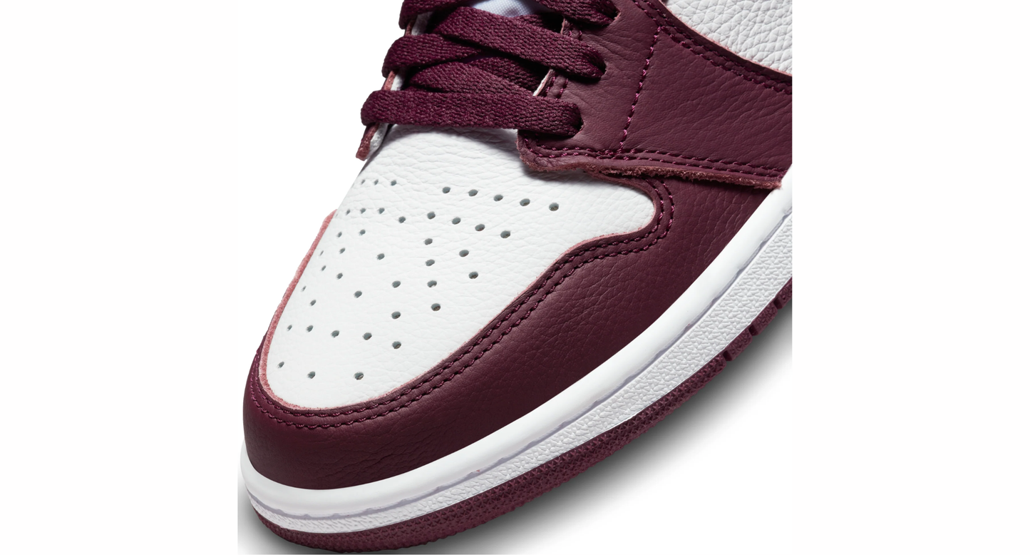 Nike Air Jordan 1 Retro High OG 'Bordeaux'